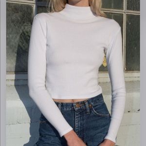 Brandy Melville Daniala Turtleneck